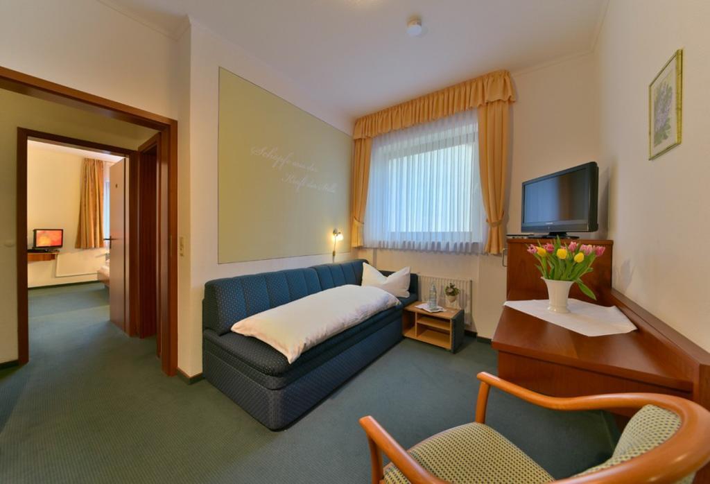Hotel&Restaurant Krone Kestert Extérieur photo