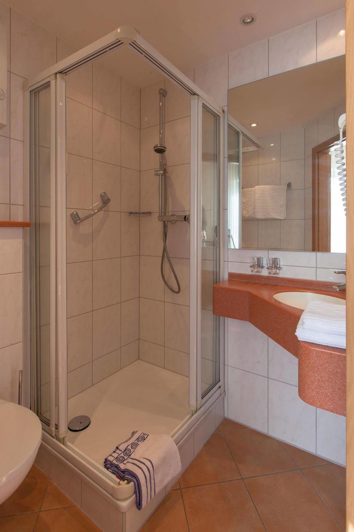 Hotel&Restaurant Krone Kestert Extérieur photo